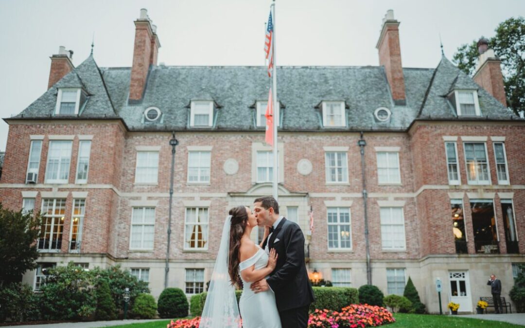 5 Unique Factors that Make The Endicott House Your Perfect 2026 Wedding Venue